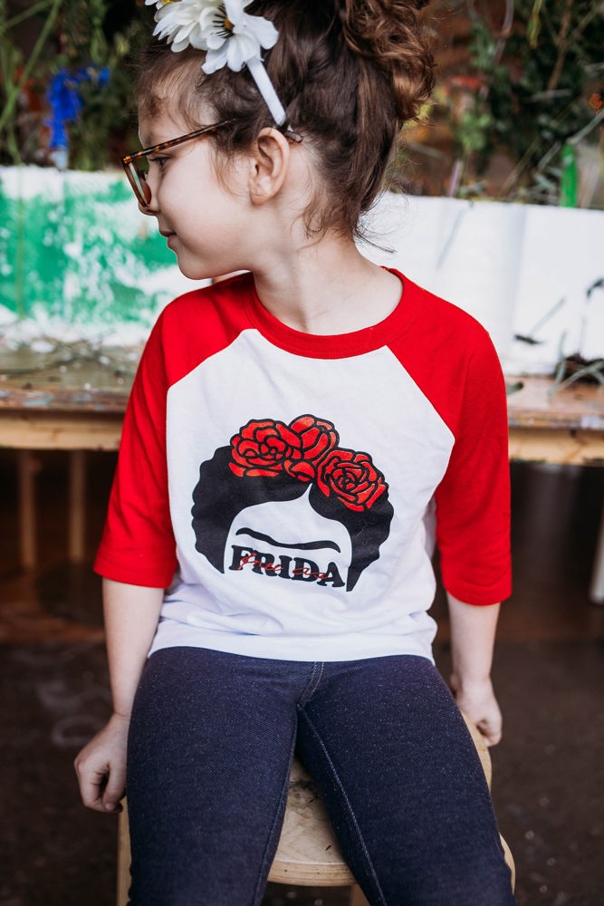 Free as Frida T-shirt, Frida Kahlo tee, Frida Kahlo art, Frida Kahlo clothing, Girl Power T shirt, Latin Graphic Tee, Mexican Frida shirt