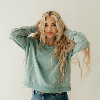 Mia Acid Wash Pullover