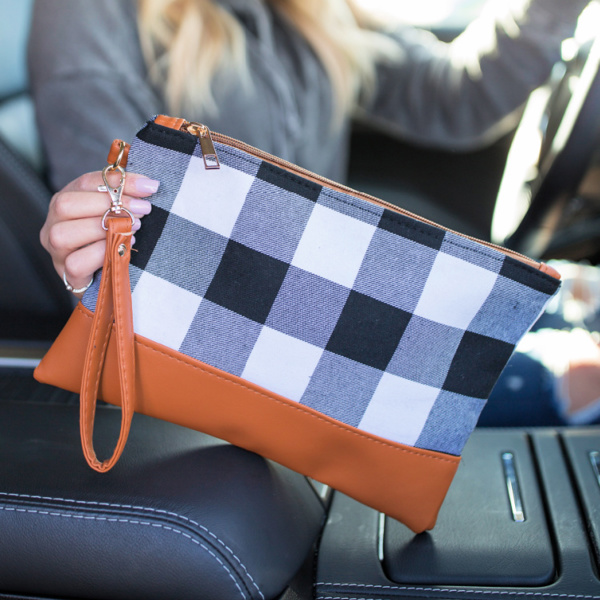 DaniEmCo BUFFALO CHECK CLUTCH | Removable Wristlet Bag