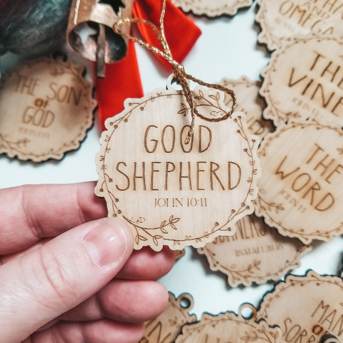 25 Names of Jesus Ornaments