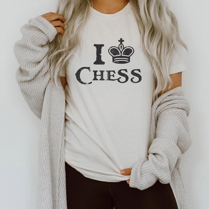 I King Chess Love Win Soft Cozy Longer Length Unisex Graphic Tee T-shirt