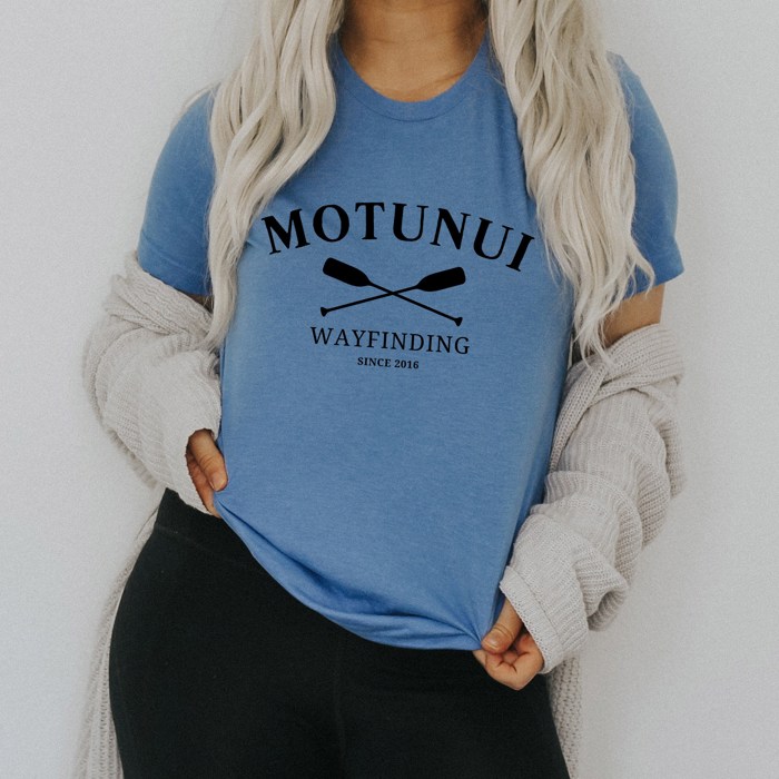 Motunui Wayfinding Soft Cozy Longer Length Unisex Graphic Tee T-shirt