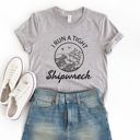  I RUN A TIGHT Shipwreck - T-Shirts (Unisex Bella Longer Length)