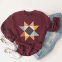  Vintage Cottage Core Prairie Star Design - Sweatshirt (Crewneck)  Poly-Cotton Colors (Unisex)  Gildan
