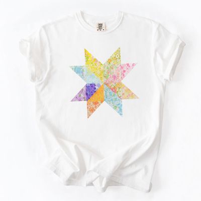 Bright Ditzy Floral Summer Print Quilted Star Pattern - T-Shirt (Crewneck)  100 Cotton Heavyweight Tee (Unisex)  Comfort Colors