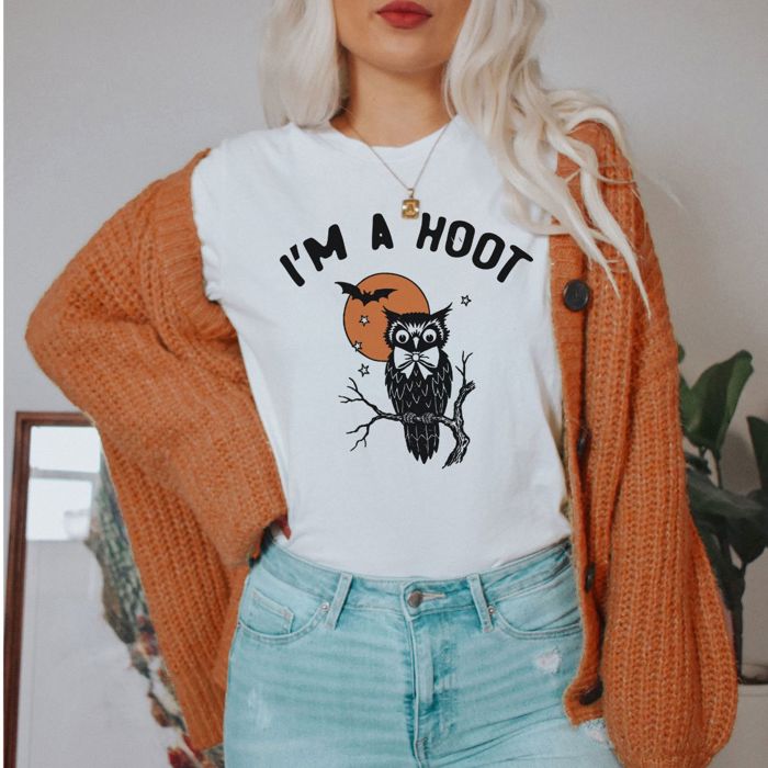 Im A Hoot Vintage Retro 1920s Halloween Vibes - Softer Longer Length Bella Canvas Tee