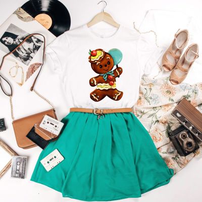Retro Vintage Gingerbread Man With Lollipop Christmas Card - T-Shirt (Crewneck)  100 Cotton Solid Colors Jersey Tee (Unisex)  Bella Canvas