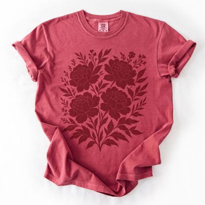 Red Floral Boho Chic Flower Bouquet - Soft Style Cotton Comfort Colors T-Shirt