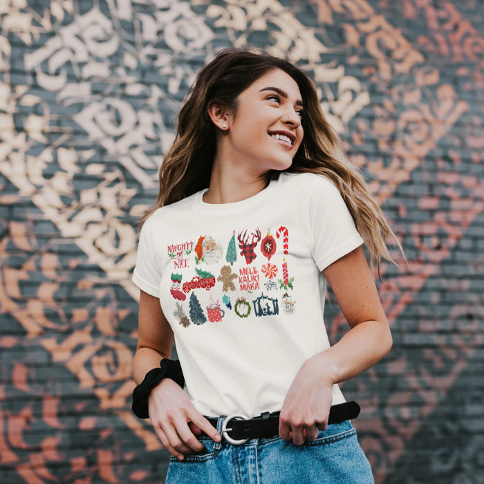 Happy Holidays & Merry Christmas It's the Little Things that make the best memories Soft Unisex Graphic Tee T-shirt