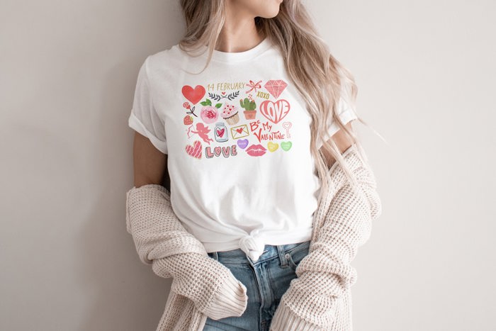 Happy Valentine's Day It's the Little Things that make the best memories Soft Unisex Graphic Tee T-shirt