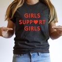  Girls Support Girls Ultra Soft Graphic Tee Unisex Soft Tee T-shirt