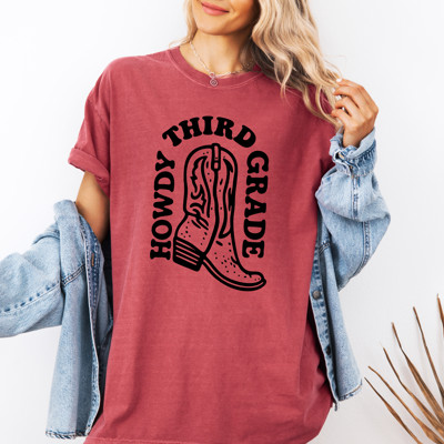HOWDY THIRD GRADE | Kickin’ Off Third Grade with Southern Charm! Unisex Heavyweight Comfort Tee