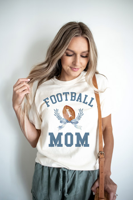 FOOTBALL MOM | Heart and Home on the Field Unisex Heavyweight Comfort Tee