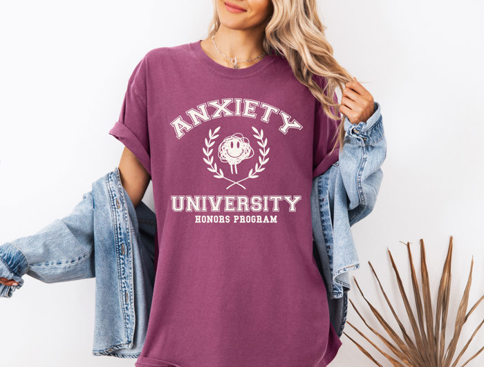 ANXIETY UNIVERSITY HONORS PROGRAM | Embrace the Jumble: Celebrating Minds in Chaos Unisex Heavyweight Comfort Tee