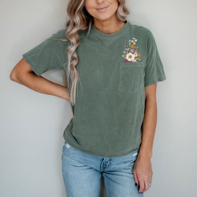 Faux Embroidery Wild Flower Pocket Unisex Heavyweight Comfort Tee