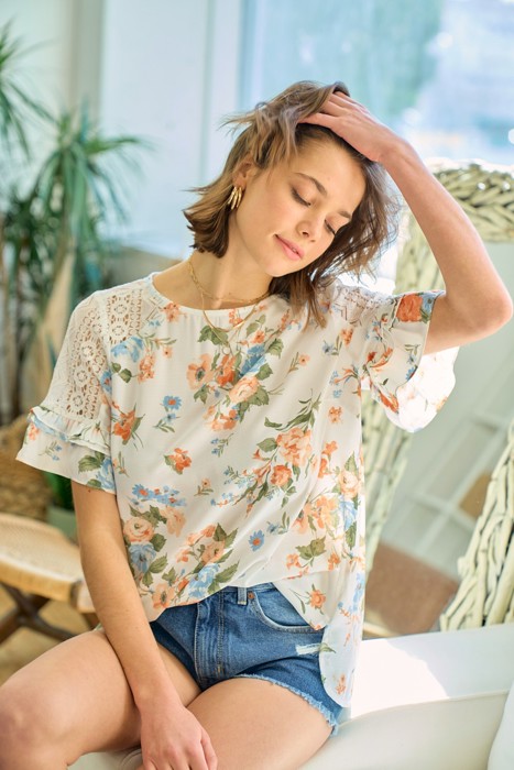 Floral Lace Ruffle Sleeve Top