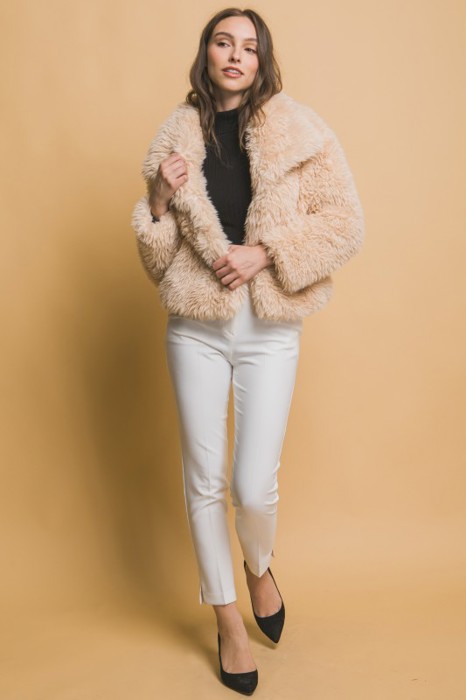 MY DREAM LIFE | Luxe Faux Fur Coat With Pockets