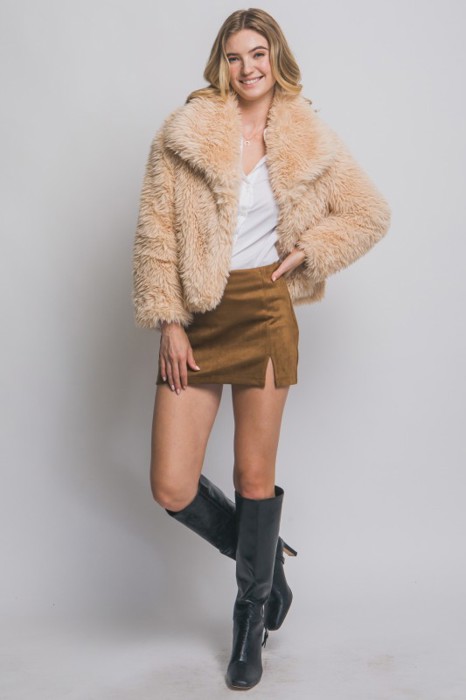 MY DREAM LIFE | Luxe Faux Fur Coat With Pockets