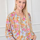  Loose Fit Ruched V-Neck Floral Blouse