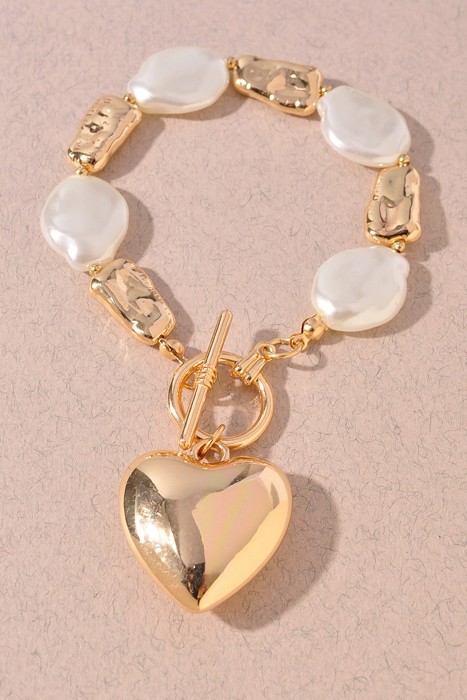 Heart Pendant Pearl & Gold Link Bracelet