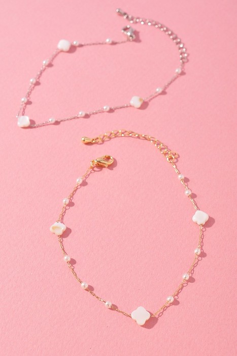 Mother Of Pearl Flower Delicate Gold Bracelet
