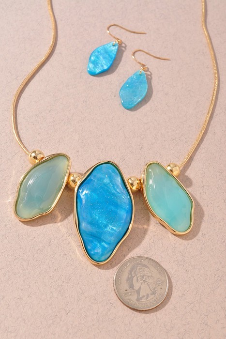 Irregular Resin Stone Pendant Necklace & Earrings Set