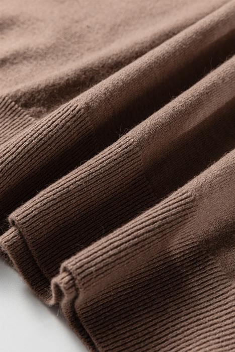 MY DREAM LIFE | Contrast Striped Trim V Neck Varsity Light Sweater | S-XL