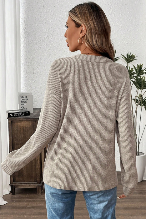 Ribbed  Henley Knit Front Pouch Pocket Top | S-XL