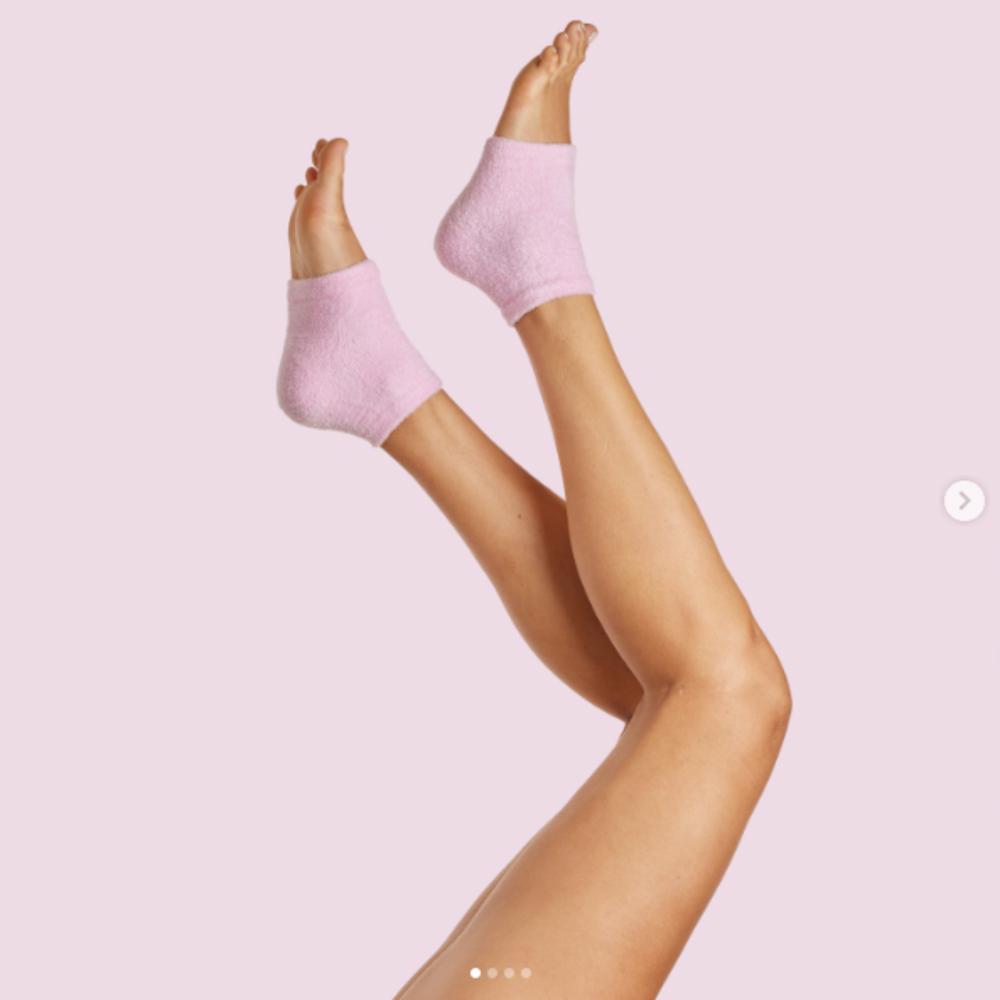 Hydrating Gel Infused Moisturizing Spa Socks [Reusable]