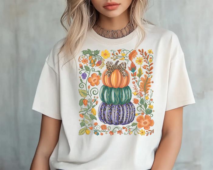 Leopard Pumpkin Trio Fall Graphic Tee – Boho Autumn Floral Shirt, Trendy Stacked Pumpkins Top, Cute Thanksgiving Outfit for Women