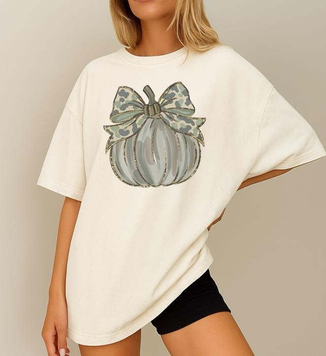Preppy Camo Pumpkin Western Graphic Tee – Trendy Fall Shirt for Women, Country Cowgirl Autumn Top, Cute Boho Pumpkin Outfit