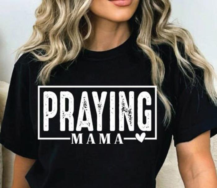 Praying Mama Graphic Tee – Faith Christian Inspirational T-Shirt for Moms