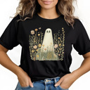  Ghost in Flower Field- Cute Halloween T-Shirt Spooky Floral Ghost Graphic Tee Fall Aesthetic Top Trendy Autumn Outfit for Women