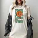  Trick or Treat Smell My Feet Pumpkin Tee