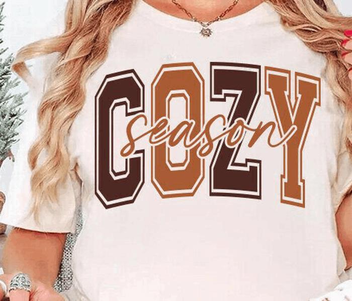 Cozy Season Graphic Tee – Fall Autumn Lounge Shirt, Vintage Retro Comfort Style for Women
