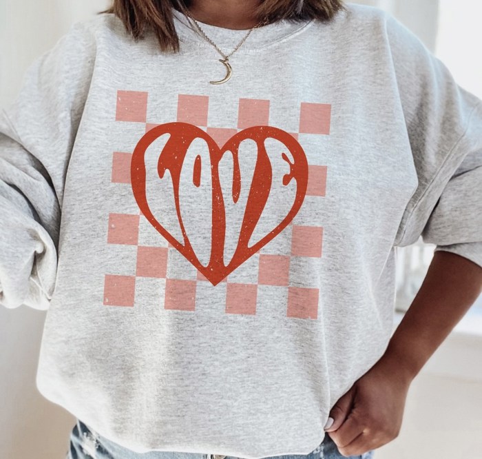 Love Heart With Checkered Background Crew Sweatshirt