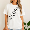  Vintage Halloween Bats Graphic Tee Spooky Flying Bat Shirt Scary Fall Costume Top Gothic Witchy Aesthetic T-Shirt