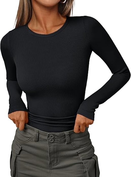 2PCS Womens Ribbed Shirts Crewneck Fitted Tops Casual Underscrubs Layer Slim Basic T-Shirts