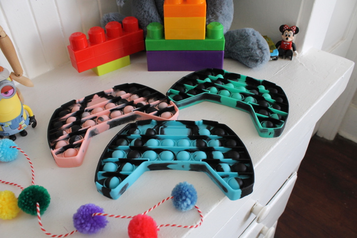 Bubbles Pop It Toy Controller