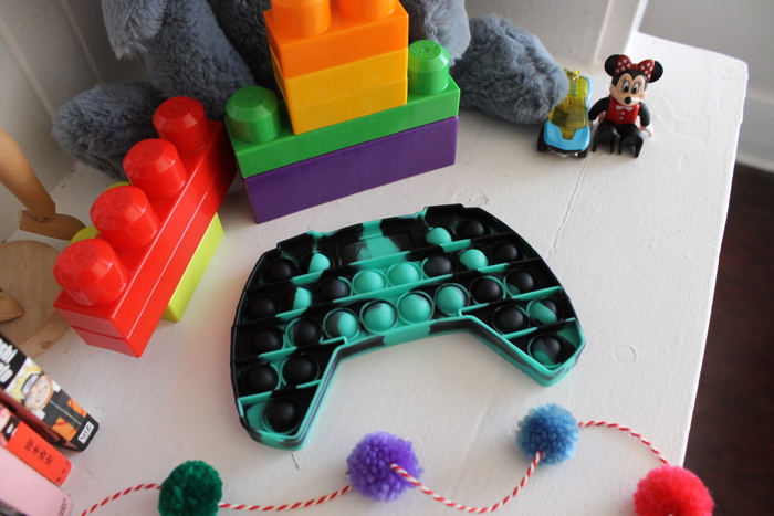 Bubbles Pop It Toy Controller