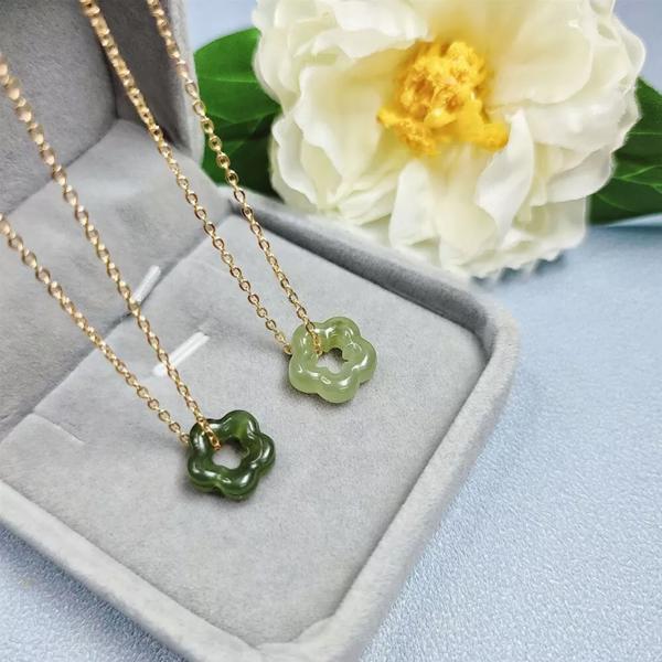 Natural Green Jade Floral Flower Shape Charm Pendant Healing Necklace (A Set)