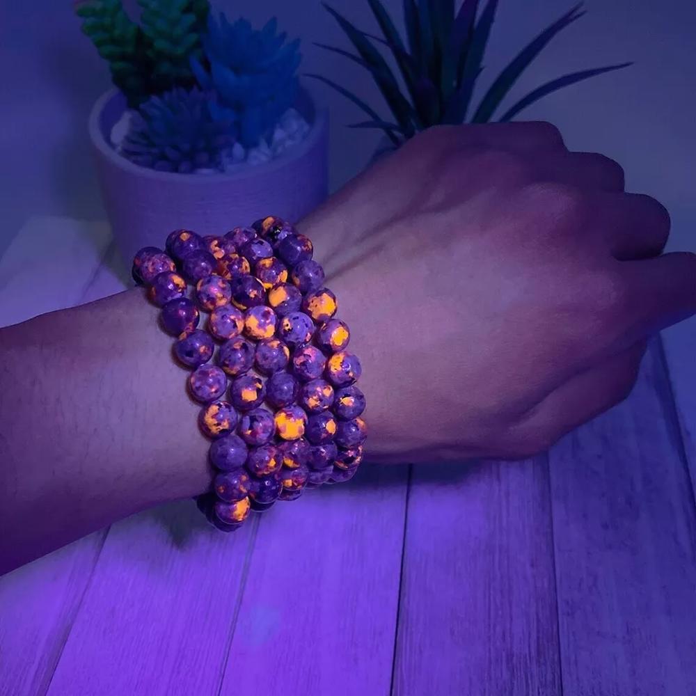 5PCS Flame Stone Bracelet Natural Emberlite Stone Stretch Bracelet UV Reactive