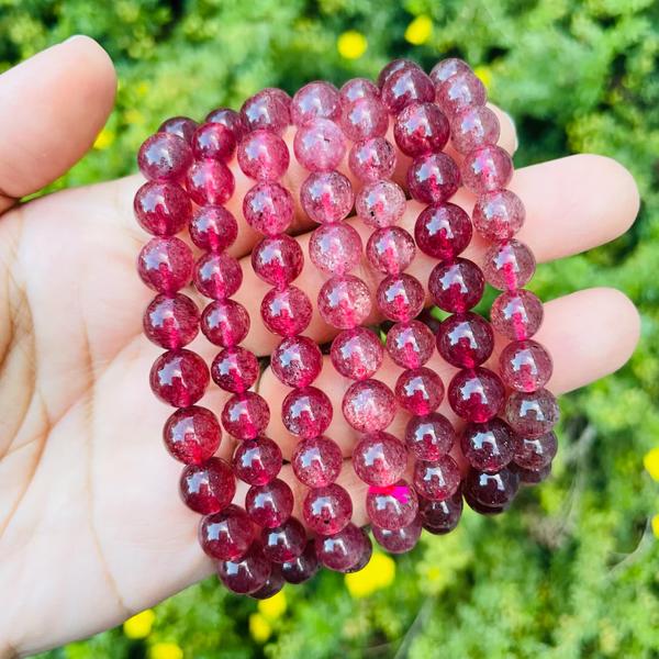 Strawberry Quartz Crystal Bracelet, Healing Crystal Bracelet, Pink Crystals, Stretch Bracelet, Mala Bracelet, Handmade Bracelet for Women