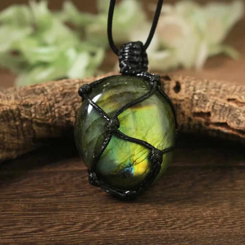 Dragons Heart Labradorite Pendant Healing Meditation Reiki Women Men Necklace