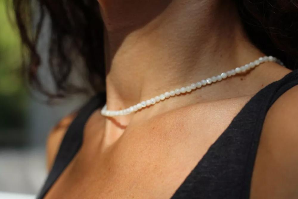 Pearl Beads Choker Necklace Tiny Dainty Mother of Pearl Gemstone Beaded Necklace