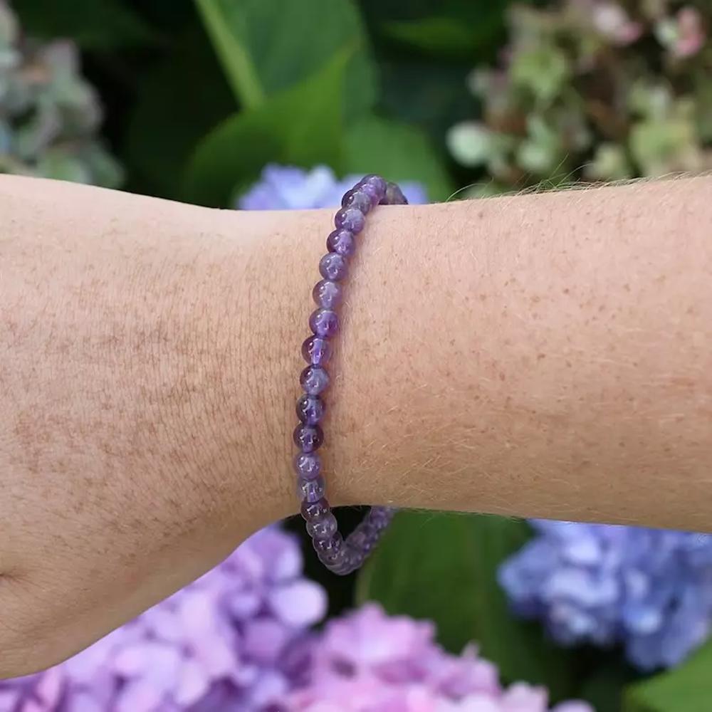 Natural Amethyst 4mm Beaded Crystal Healing Energy Stretch Handmade Bracelet