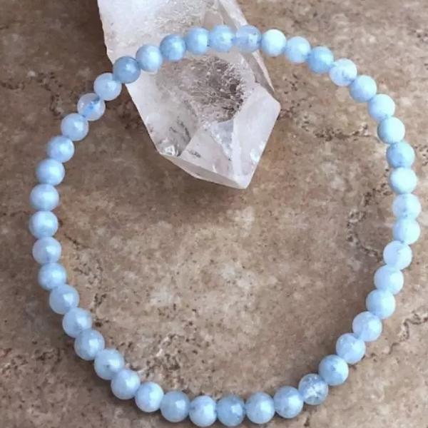 Natural Aquamarine 4mm Beaded Crystal Healing Reiki Stretch Handmade Bracelet