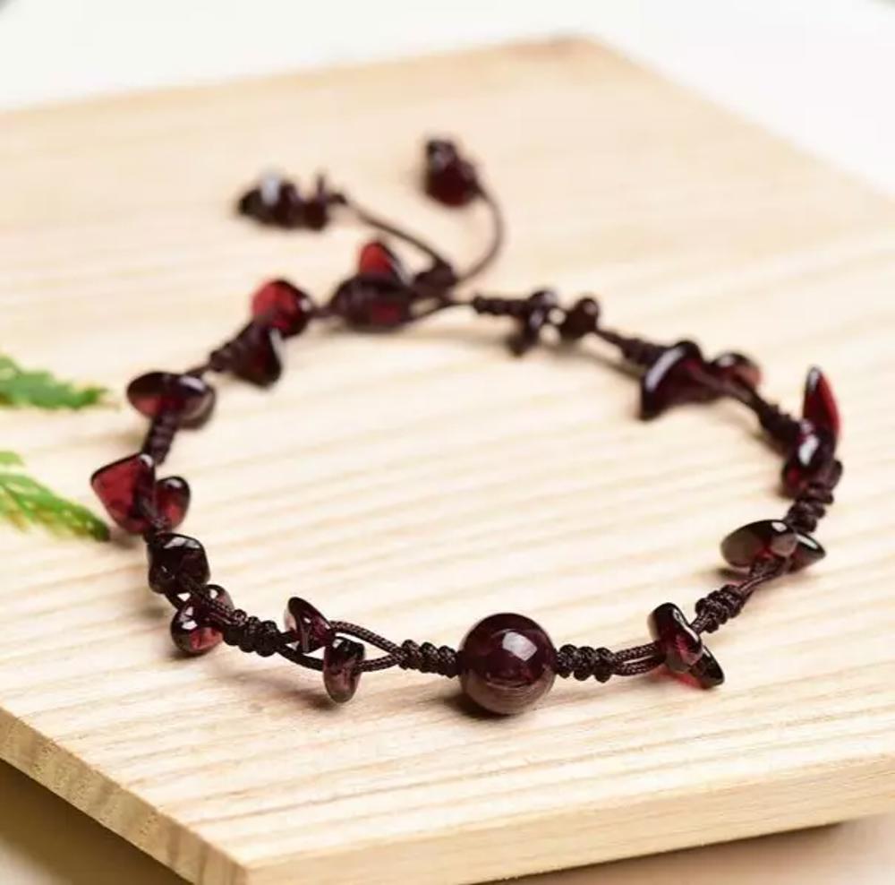 Natural Garnet Beads Chips Handmade Braided Healing Women String Bracelet Gifts