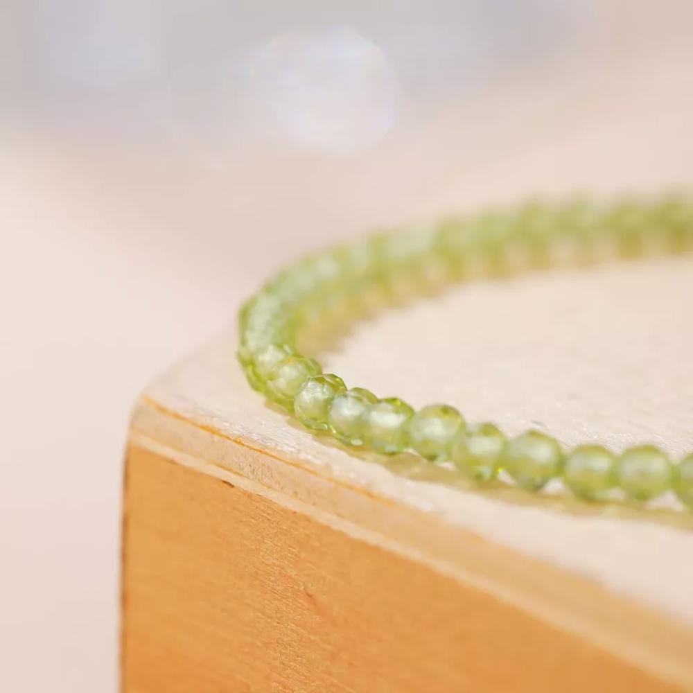 Natural Peridot Stone Dainty Bracelet Tiny Beads Minimalist Green Crystal Bracelet Minimalist