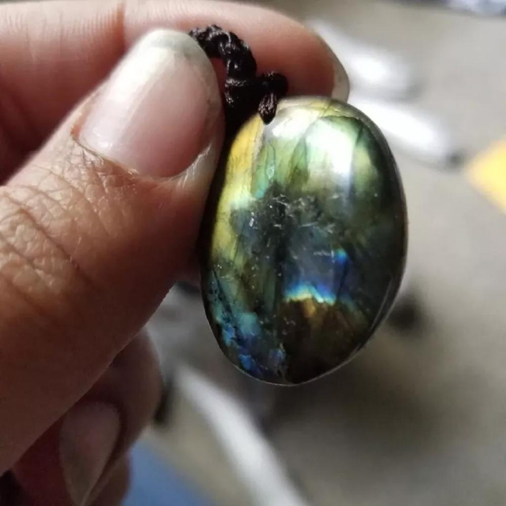 Natural Labradorite Stone Pendant Tumbled Gemstone Crystal Charm Necklace